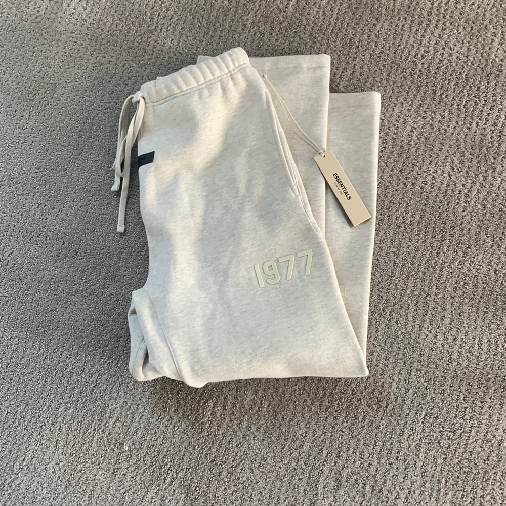 Essentials Fear Of God Mens light oatmeal sweatpants in size small